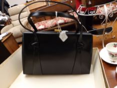 Early leather Waldybald leather back hand bag