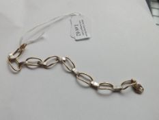 9 ct white and yellow gold bracelet, 4.7 grams