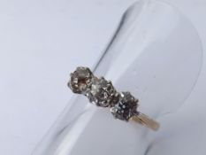 18 ct 3 stone diamond ring, approx 0.75 carat,