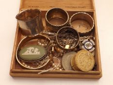 Box of silver napkin rings and others
