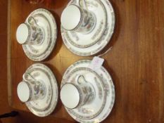12 piece Wedgewood cups and saucers, Kutani Crane