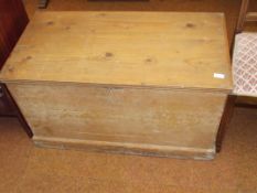 Good quality pine bedding box