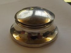 Silver capstan inkwell, Chester hallmark