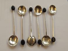 Set of six silver coffee spoons, scalloped bowls w