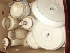 Quantity of Denby dinner ware in the 'Memories' pa