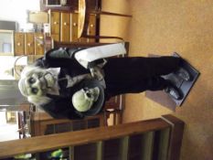 Automaton Halloween butler, audio with several phr