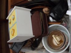 Assorted items to include a vintage brush set, cam