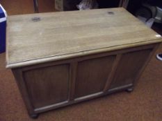 Oak bedding box