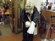 Automaton Halloween butler, audio with several phr
