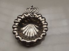 Sterling silver pin dish in the form of shell