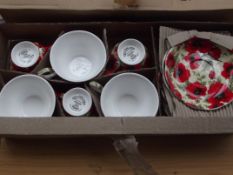 6 cups and saucers, poppey