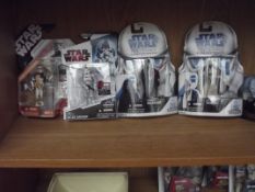 4 boxed Star Wars figures