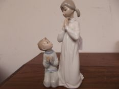 Nao group figure, boy and girl