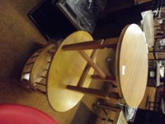 Table fitted with magazine rack together with a si