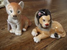 Two Lomonosov figures, lion and cub