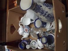 Mixed box of glass and ceramics