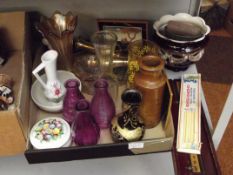 Box of glass and ceramics to include a snooker sco