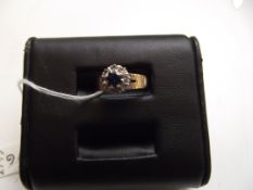 9 ct gold sapphire and diamond cluster ring, size