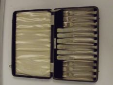 Cased set of silver fish knives and forks, Sheffie