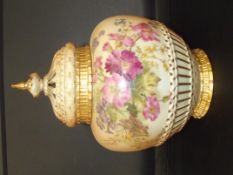 Late Victorian Royal Worcester lidded pot pourri v