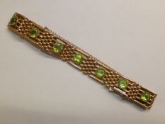 15ct gold gate bracelet (stamped 15ct) 10x section