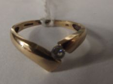 9 carat gold dress ring set with white gemstone, s