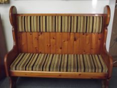 Pine settle