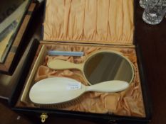 Vintage vanity set