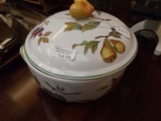 Royal Worcester covered tureen