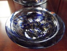 Art glass bowl