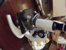Microscope