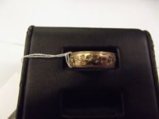 9 ct gold band