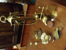 A large collection of brassware