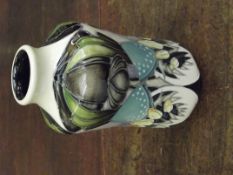 Moorcroft, Indigo lace