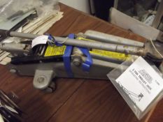 Two tonne trolley jack