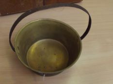 Brass jam pan