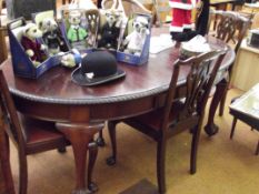 Very good quality extending table with ball and cl