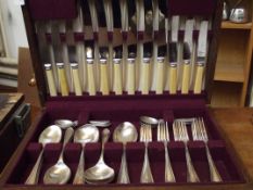Cased flatware