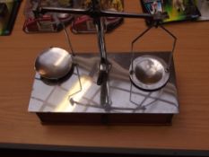 Set of scales and weights