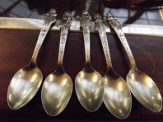 Dionne Quintuplets set of novelty spoons (The firs