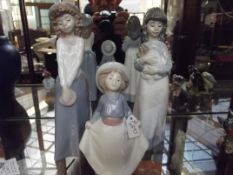 Three Nao figures