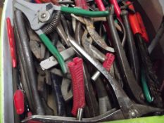 Quantity of hand tools, snips, pliers etc