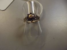 9 carat gold dress ring