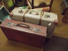 2 vintage suitcases