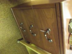 3 drawer cabinet