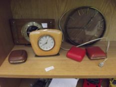 6 clocks