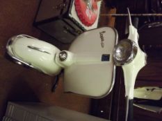 Full size floor lamp in the form of a Vespa scoote