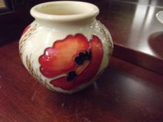 Moorcroft vase, Harvest Poppey