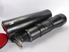 A Pentacon Telephoto Lens 5.6/500 MC nr 86584329, in original carry case.