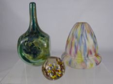 A Mdina Green Glass Vase, together with a paper weight and a vintage marbled glass lamp shade. (3)